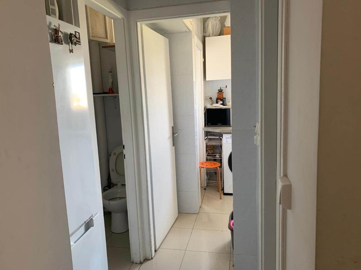 Une Chambre Simple Confortable Avec Acces Direct Aeroport D'Orly Ngoại thất bức ảnh